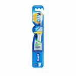 Oral-B Bad pro-expert plaque bacterienne medium